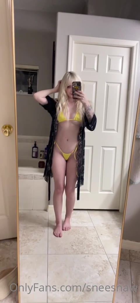 Sneesnaw nude Instagram photo — @sneesnaw leaked #9